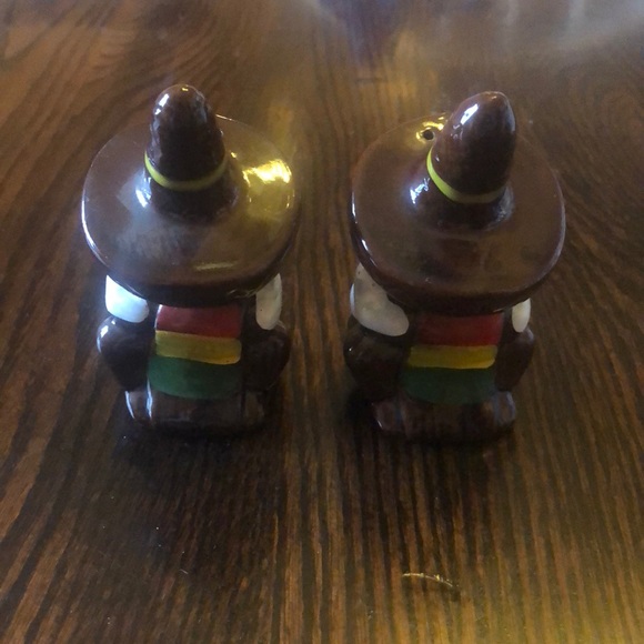 Dining Cute Vintage Mexican Sombrero Salt Pepper Shaker Set Poshmark